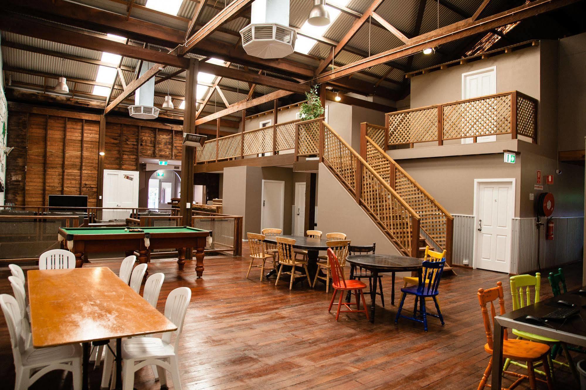 Fremantle Hostel Bagian luar foto