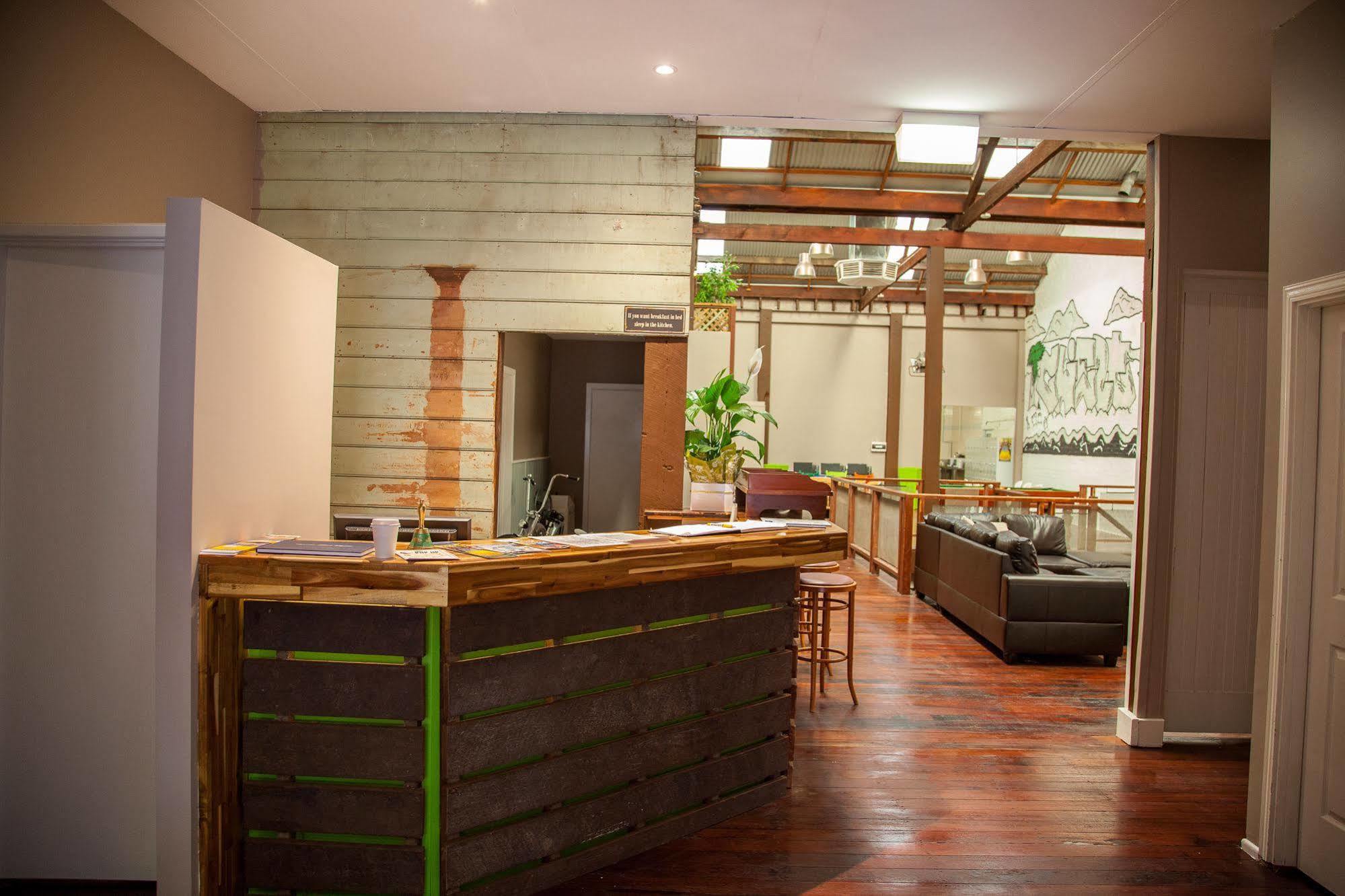 Fremantle Hostel Bagian luar foto
